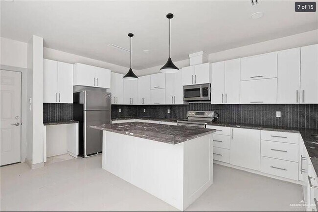 Photo - 36 Cottonwood Ave