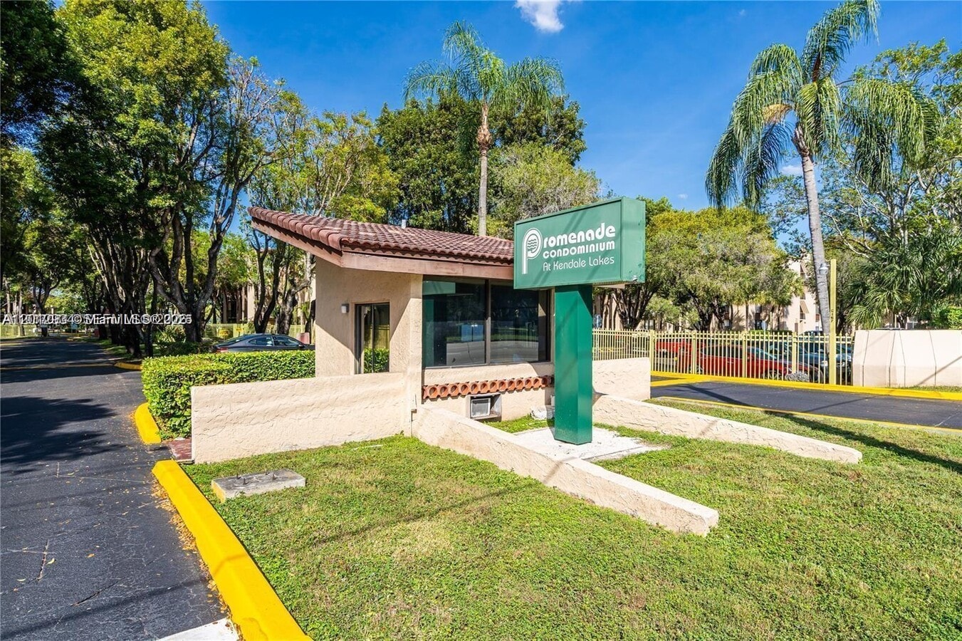 Photo - 14525 N Kendall Dr Unit 402J