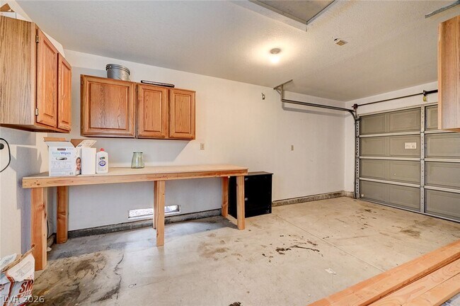 Photo - 2733 Brookstone Ct