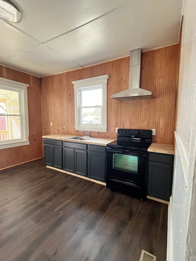 Photo - 1906 Carolina Beach Rd House