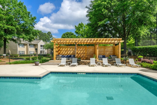 Resort-Style Pool - Rosewood Apartment Homes