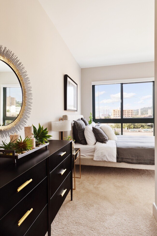 Photo - River Club at Hudson Park