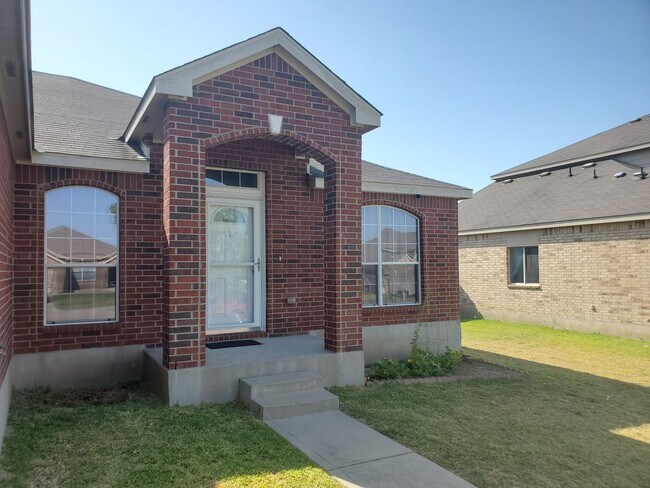 Photo - 6304 Taree Loop