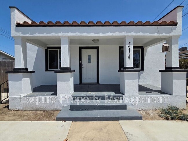 Building Photo - 514 S Seaward Ave