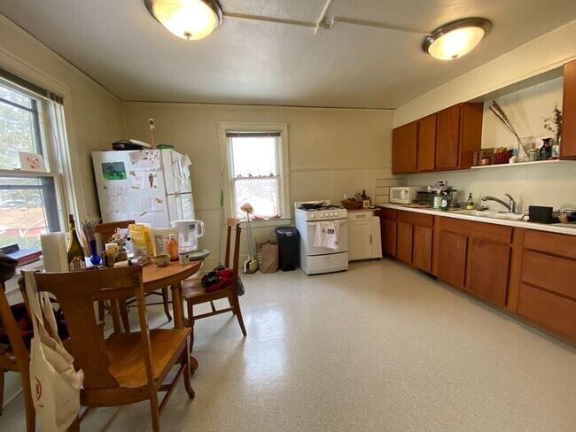 $1,300 | 1 Bedroom, 1 Bathroom Duplex | No Pets | Available for an August 12th, 2026 Move In!