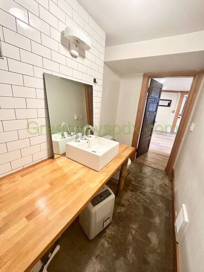 Photo - 4727 NE 10th Ave Unit 10448-4727-B