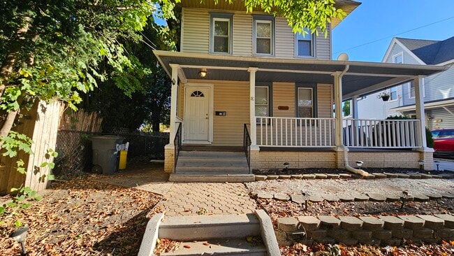 Photo - 5040 Washington Ave Unit APT B