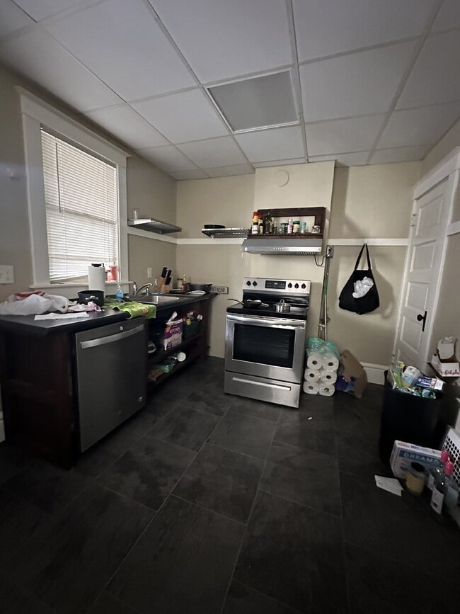 Photo - 3 bed 1 bath near UWEC!