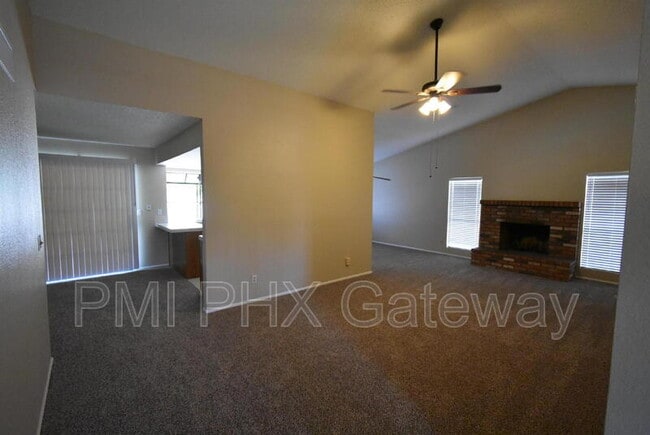 Photo - 954 W Osage Ave