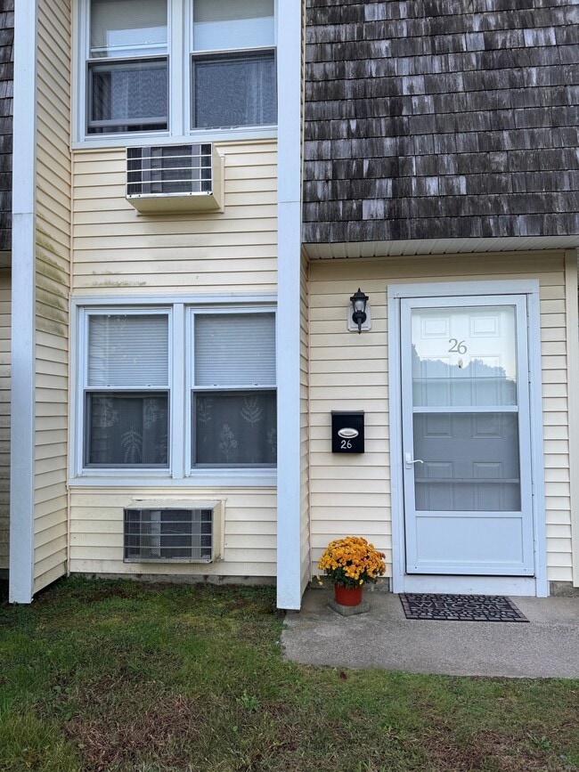 Photo - 127 Black Point Rd Unit APT 26