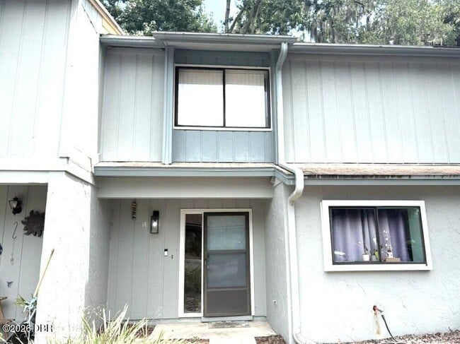 Building Photo - 14 Fair Oaks Cir