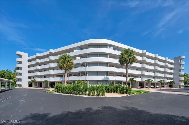 Photo - 12945 Vanderbilt Dr Unit 304