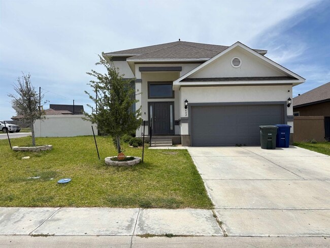 Building Photo - 402 Placido Dr