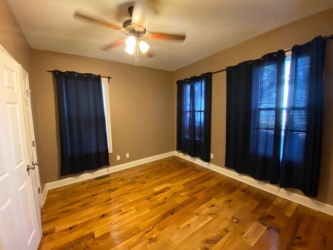 Photo - 63 Mechanic St Unit 1