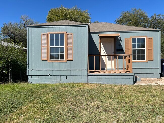 Building Photo - 1437 NE 34th St Rental