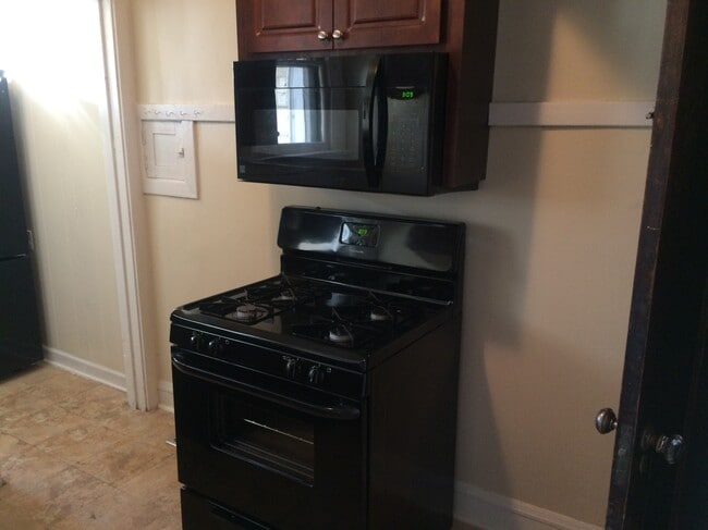 Photo - 44 N Spring Ave