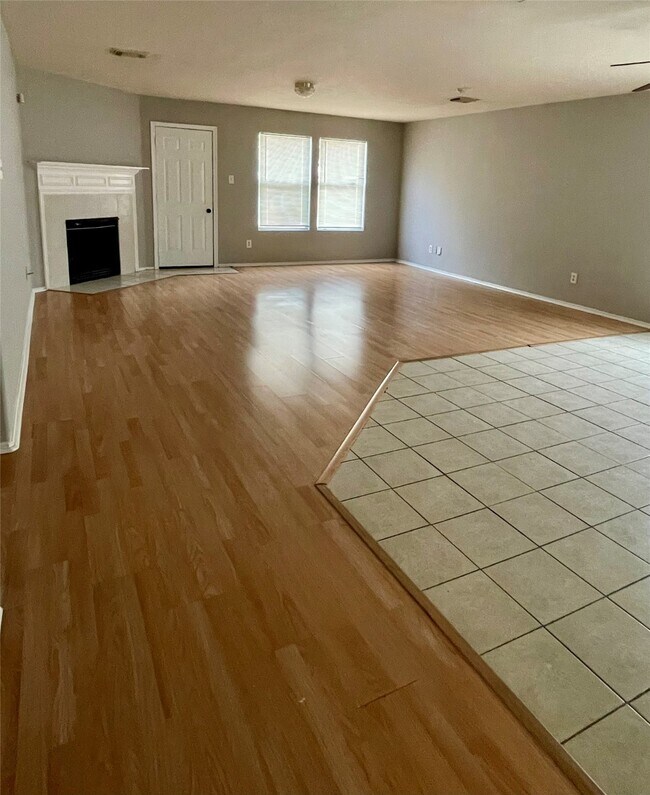 Photo - 16822 Perryton Ln