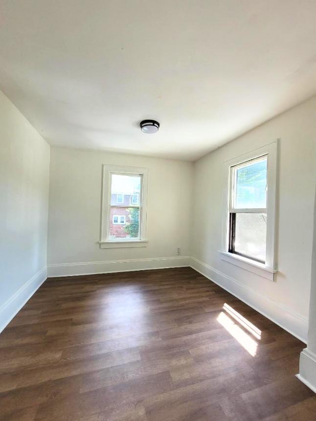 Photo - 159 Oak Park Dr