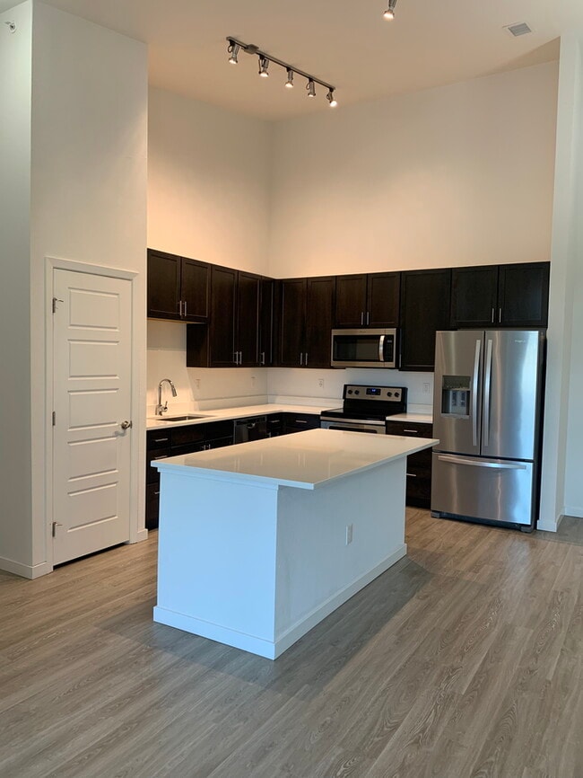 Gorgeous 2 beds 2 baths in Parker! - Gorgeous 2 beds 2 baths in Parker! House