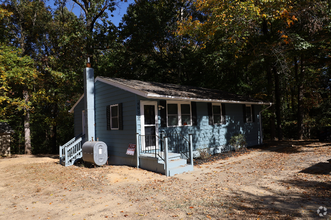 Building Photo - 4020 Sweetman Rd Rental