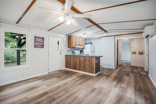 Photo - 1048 Sitting Bull Point