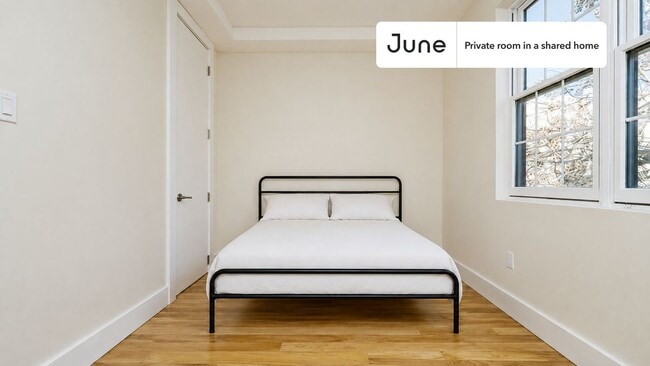 Building Photo - Room in Shared 4 bed/1 bath home in Clinton Hill