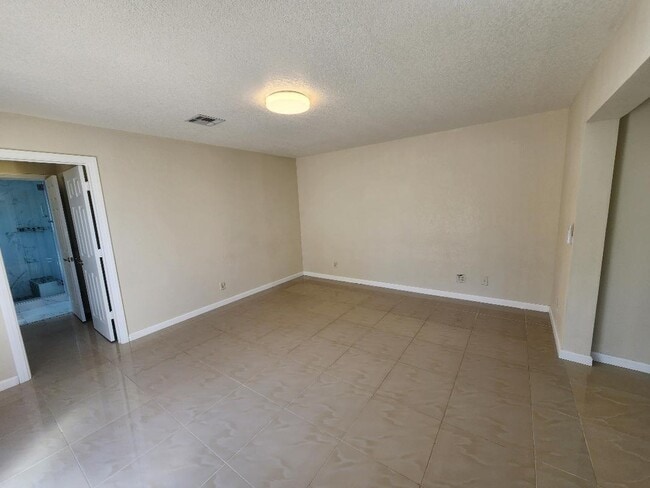 Photo - 64981 Cotton Ct Condo
