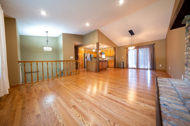 Photo - 13218 Van Buren St NE