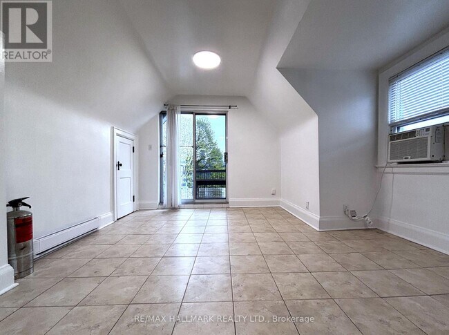 Photo - 55 Brunswick Ave