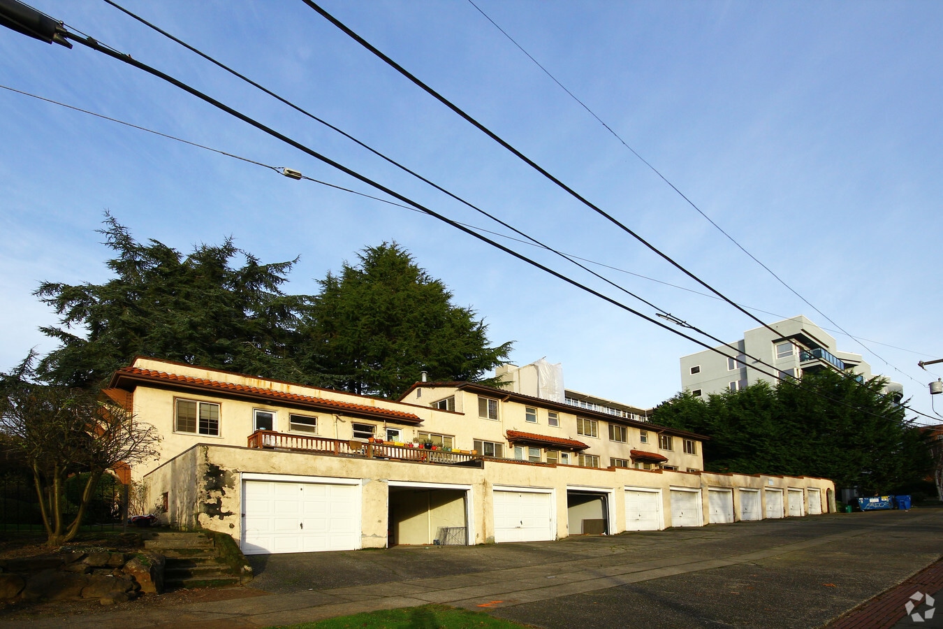 Photo - 906 1st Ave W