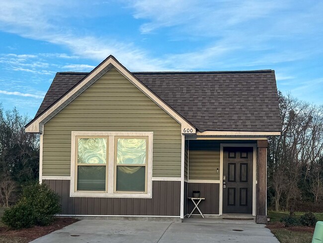 NEW 3 Bedroom House for Lease in Gonzales - NEW 3 Bedroom House for Lease in Gonzales