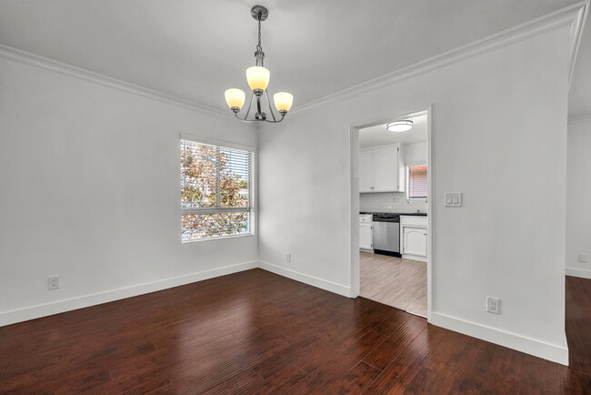 248 N Rexford Dr Unit 4