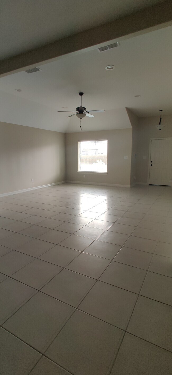 Photo - 3912 Zenaida Ave