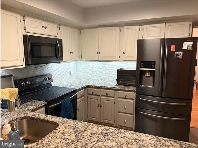 Photo - 20742 Highland Hall Dr