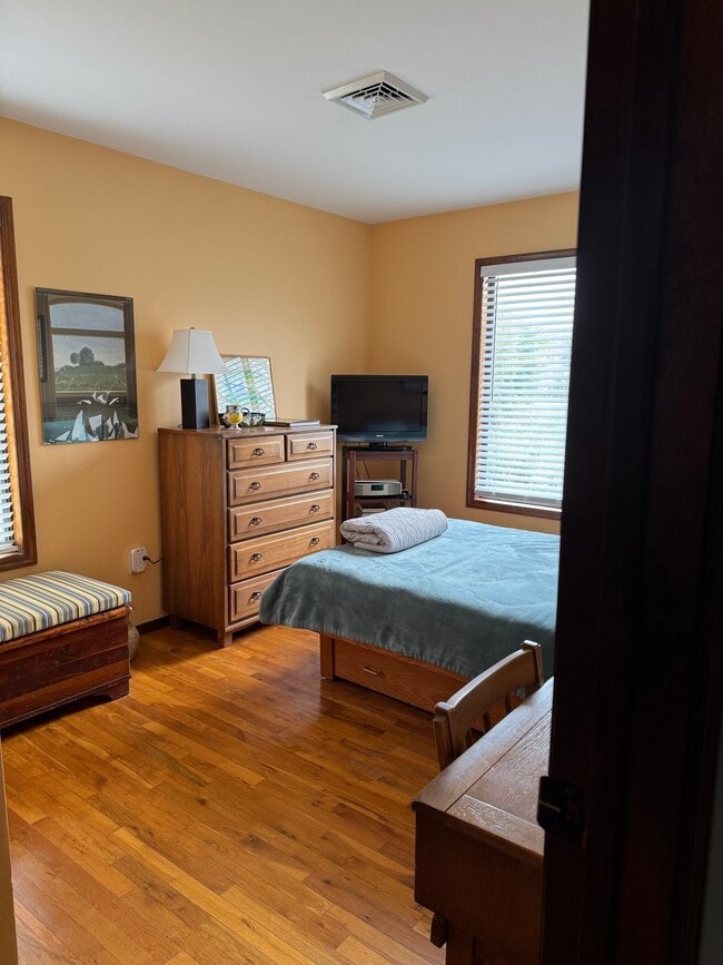 Photo - 24 Worthy Way