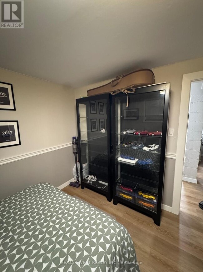 Photo - 35 Lilywood Rd Unité B2