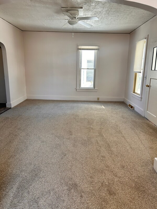 Photo - 514 Van Buren St