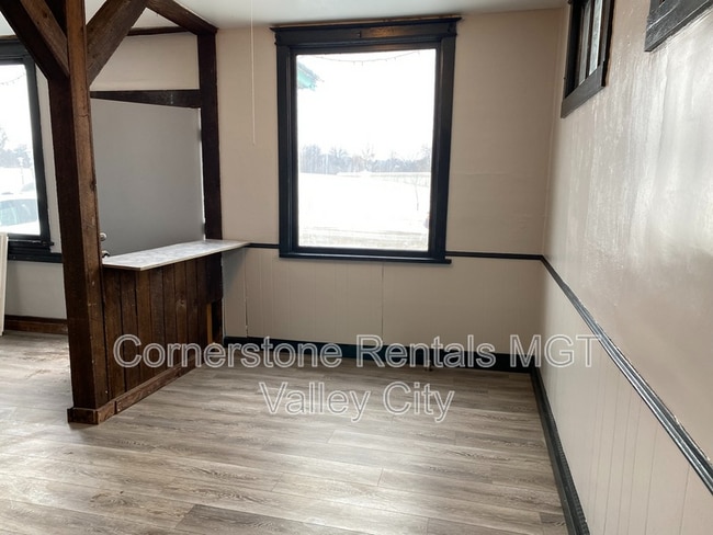 Photo - 261 College St SE Unit 1