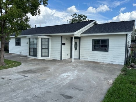 Building Photo - 2318 Kingsdale Dr Rental