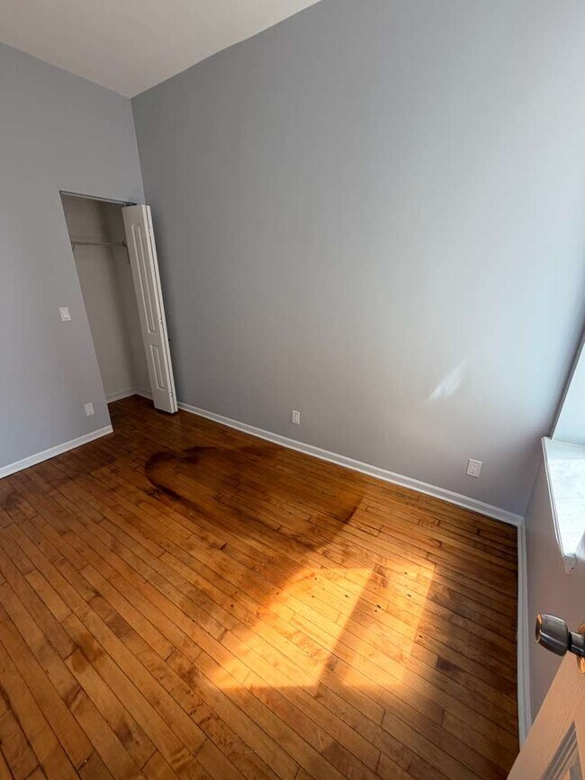 Photo - 1555 S Millard Ave