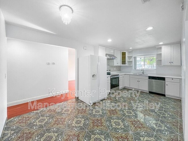 Photo - 1718 Vista Glen Dr