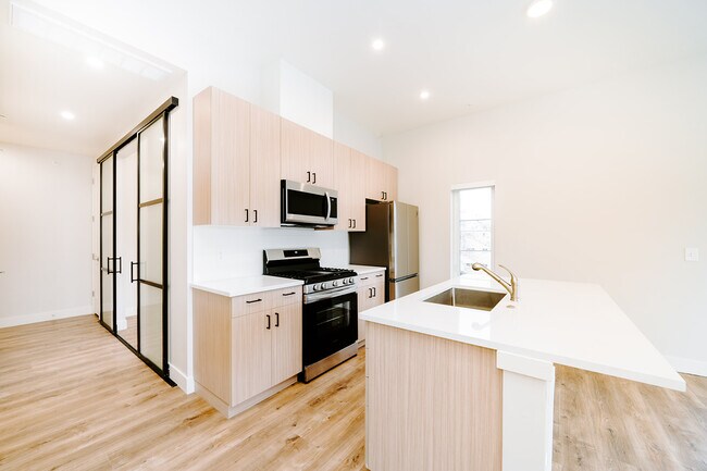 Photo - Pearl Flats Unit 307