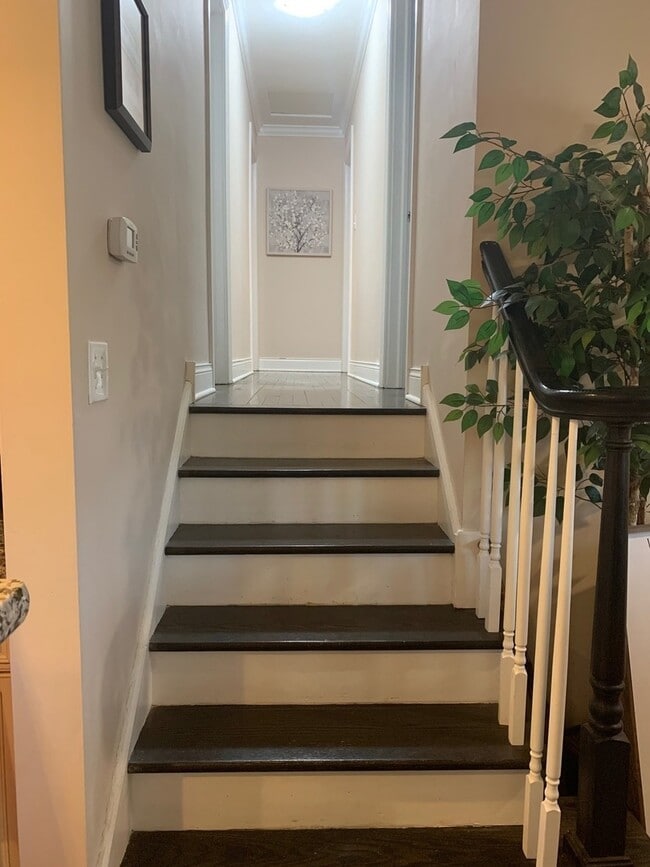 Photo - 916 Lilac Ln