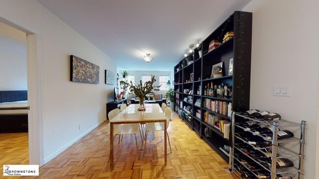 Photo - 174 Carroll St Unit 2D