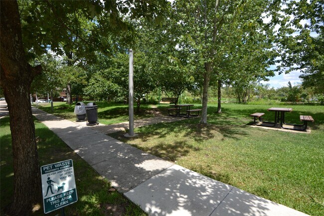 Photo - 1517 Bonnie Brae St