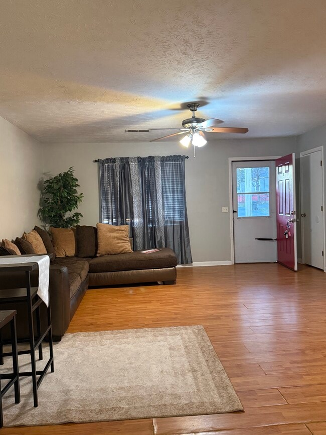 Photo - 11 Oak St Unit 13 Oak Street