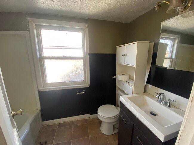 Photo - 2429 Bretton Pl