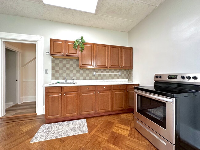 Photo - 152 Grand St Unit 1