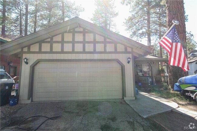 Building Photo - 917 Nana Ave Rental