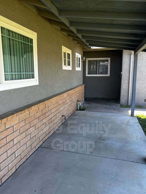 Photo - 1065 Lassen Dr